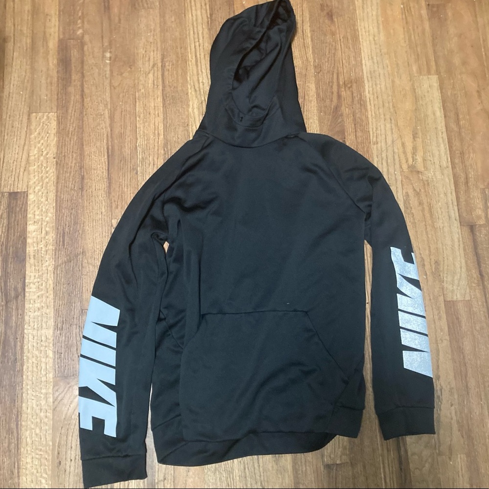Nike boys sweater